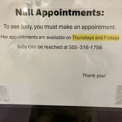 La Secoya de El Castillo - Nail salon for residents