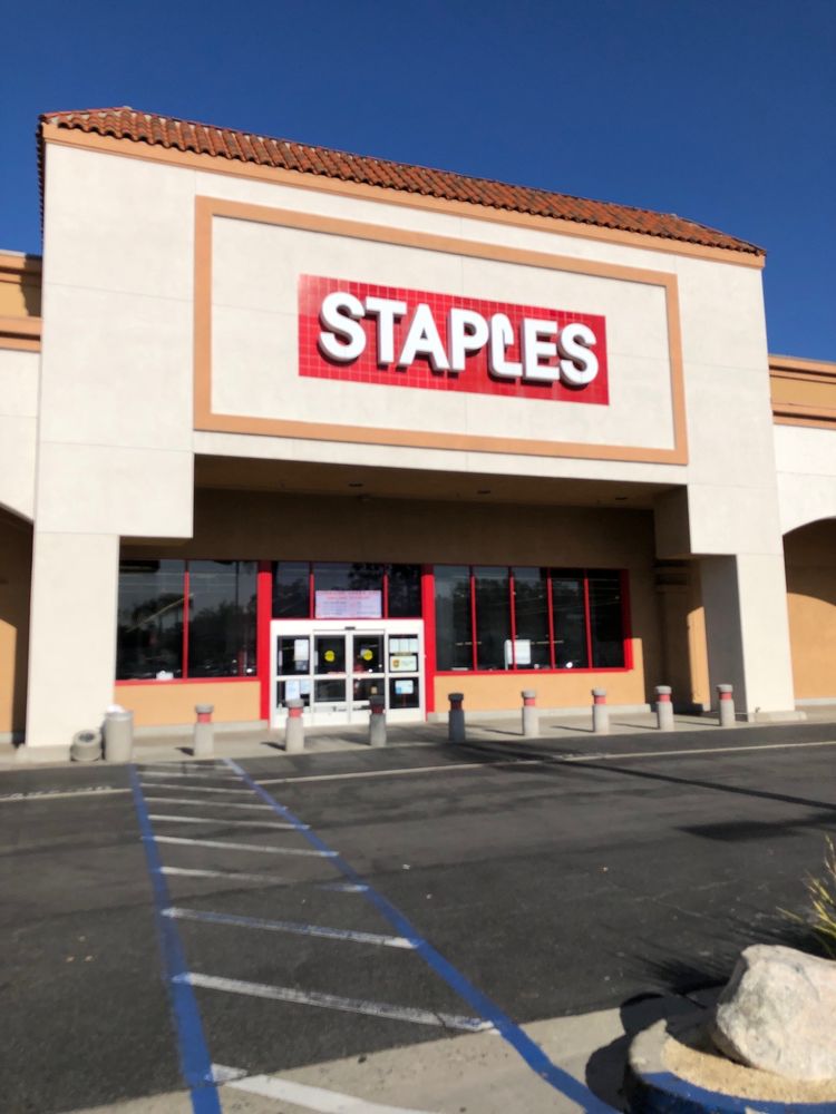 STAPLES Updated August 2024 39 Photos & 72 Reviews 1358 W Valley
