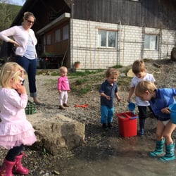Bio Hof Zug - Nice nature playground where kids love to play and get dirty!