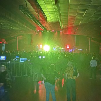 Val Air Ballroom - Concert - Performing Arts Near Me - West Des Moines, Iowa