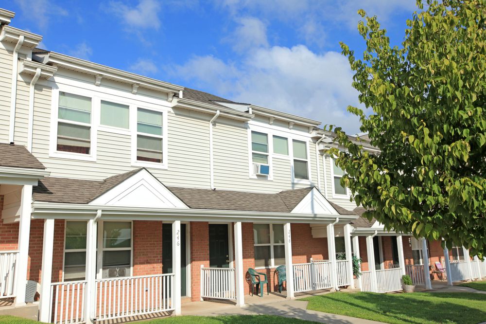 STIRLINGSIDE ESTATES Updated June 2024 256 St, New Brunswick, New Jersey Apartments
