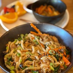 Tobiuo Sushi & Bar - Chicken Udon