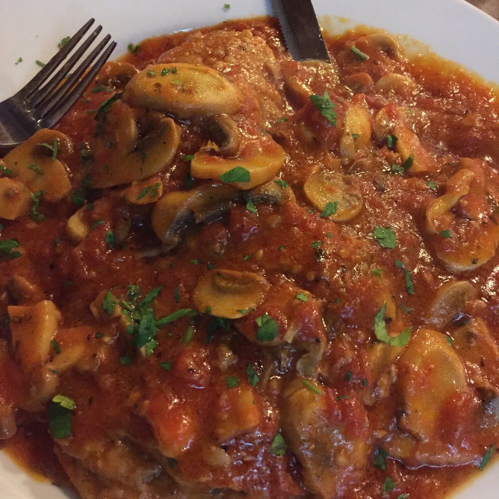 La Casa Bella - Veal pizziola - Italian Near Me - Brooklyn, New York La Casa Bella - Veal pizziola - Italian Near Me - Brooklyn, New York