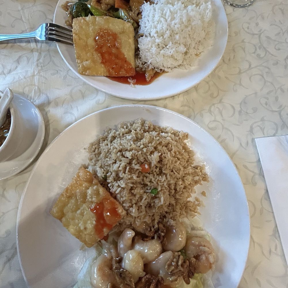 Mandarin Delight - Walnut prawns with fried rice and Szechwan with steam rice - Chinese Near Me - Dublin, California Mandarin Delight - Walnut prawns with fried rice and Szechwan with steam rice - Chinese Near Me - Dublin, California