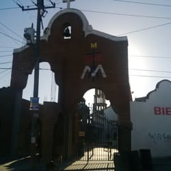 Monte María Radio y Televisión - Exterior de la Iglesia Monte María donde se encuentran las instalaciones de Radio y Televisión