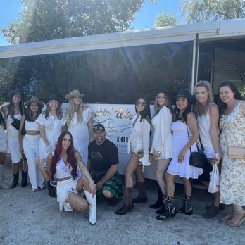 Rockin' Wine Tours - Wine Tours Near Me - Temecula, California Rockin' Wine Tours - Wine Tours Near Me - Temecula, California