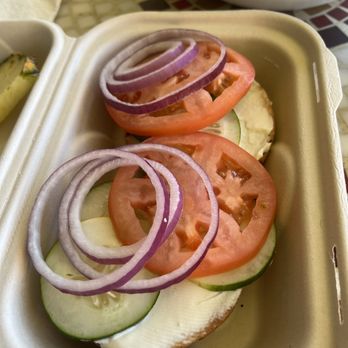 Kalia Cafe - Coffee & Tea Near Me - Kihei, Hawaii