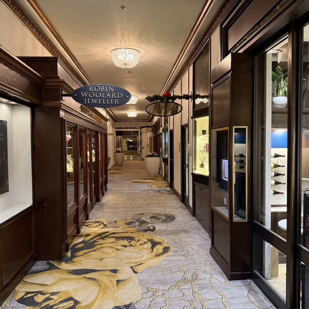 Fairmont San Francisco - Some of the retail shops. - Hotels Near Me - San Francisco, California Fairmont San Francisco - Some of the retail shops. - Hotels Near Me - San Francisco, California