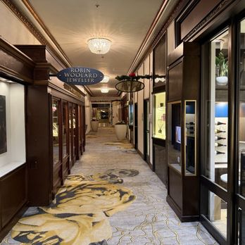 Fairmont San Francisco - Some of the retail shops. - Hotels Near Me - San Francisco, California Fairmont San Francisco - Some of the retail shops. - Hotels Near Me - San Francisco, California