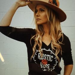 Rustic Rose - Rustic Rose Boutique in Afton, WY offers cute clothes and great service!