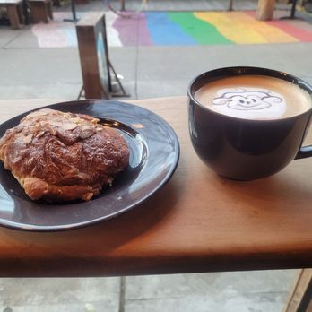 Monkey Cup - The hot latte with the monkey design and the delicious pastry. - Coffee & Tea Near Me - New York, New York