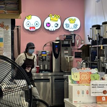Vivi Bubble Tea - Interior - Juice Bars & Smoothies Near Me - New York, New York Vivi Bubble Tea - Interior - Juice Bars & Smoothies Near Me - New York, New York