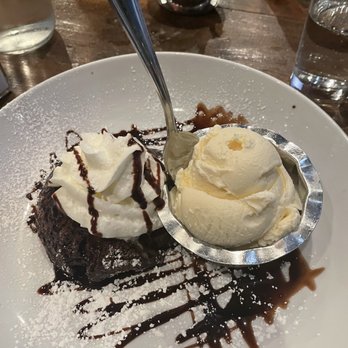 PAZZA - Lava cake and vanilla gelato - Pizza Near Me - Franklin Lakes, New Jersey