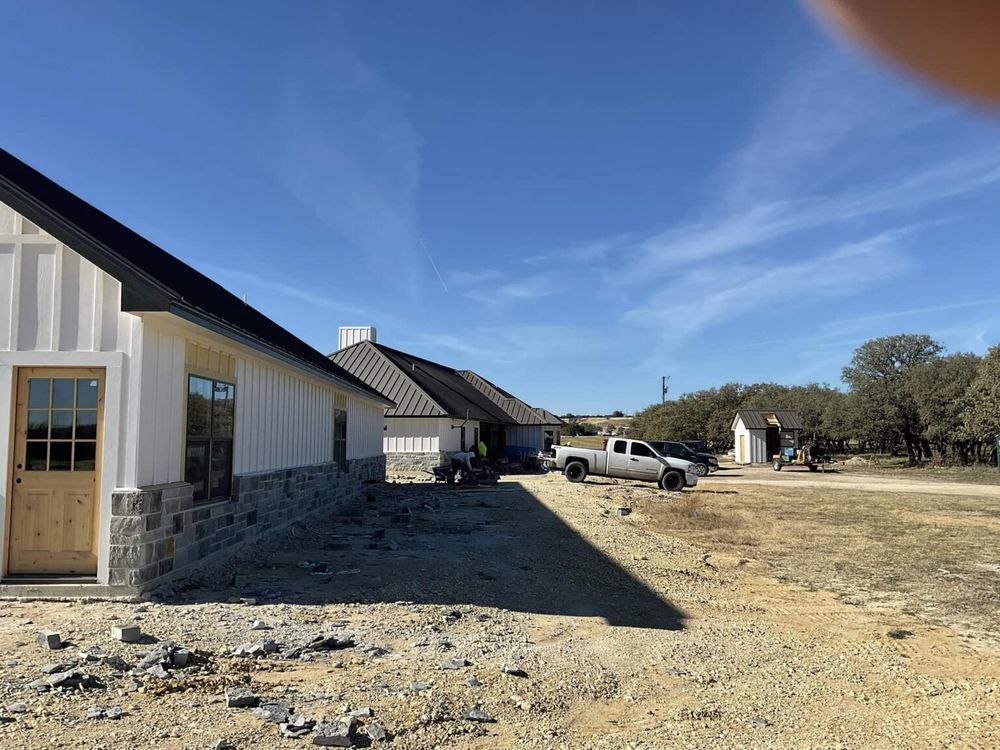 Slide of Rosas Construction