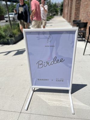 Birdee by null