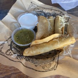 Taquitos Taquitos