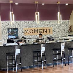 Sushi Moment - Sushi bar area