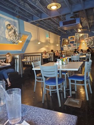 Space Age Restaurant by null