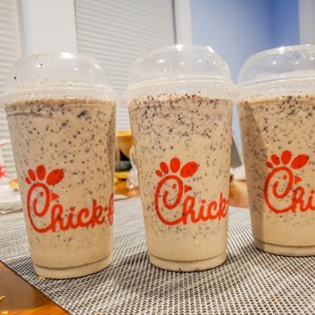 Chick-fil-A - Cookies & Cream Milkshake - Fast Food Near Me - Woburn, Massachusetts