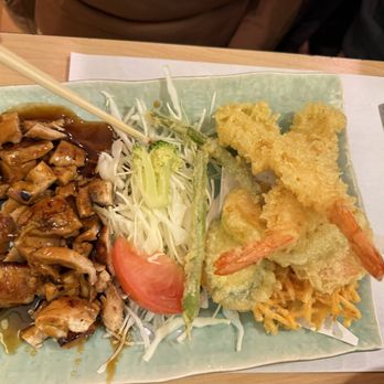 Midori Japanese Restaurant - Chicken Teriyaki w/shrimp & vegetable tempura - Japanese Near Me - Chicago, Illinois Midori Japanese Restaurant - Chicken Teriyaki w/shrimp & vegetable tempura - Japanese Near Me - Chicago, Illinois