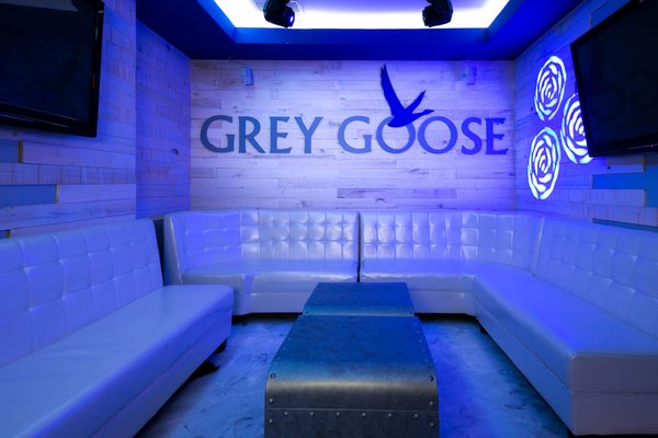 Pandora Karaoke & Bar by null
