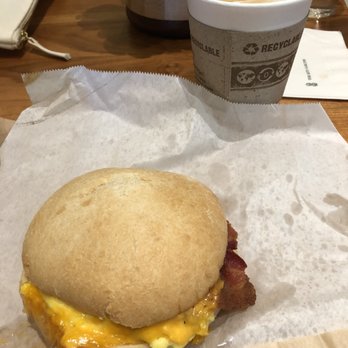 Kai Cafe - Egger - Cafes Near Me - Lahaina, Hawaii