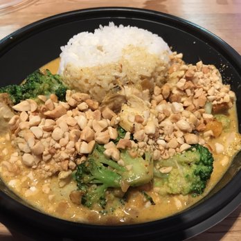 Bangkok Buri - Penang Curry - Thai Near Me - Toronto, Ontario