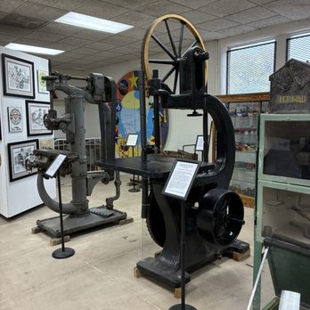 Wheels Museum - Museums Near Me - Albuquerque, New Mexico