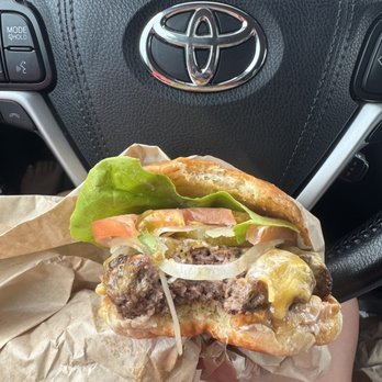 Ultimate Burger - Ultimate Cheeseburger with cheddar. Mouth watering! - Burgers Near Me - Kailua-Kona, Hawaii Ultimate Burger - Ultimate Cheeseburger with cheddar. Mouth watering! - Burgers Near Me - Kailua-Kona, Hawaii