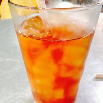 Zachary's Chicago Pizza - Iced tea, perfect complement for my pizza - Pizza Near Me - Berkeley, California