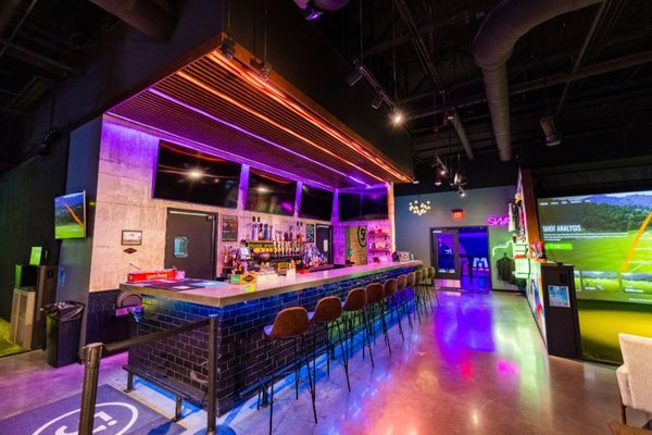 Five Iron Golf by null