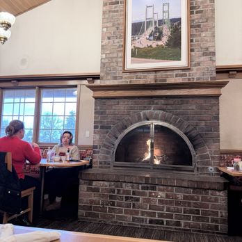 Elmer's Restaurant - Breakfast & Brunch Near Me - Tacoma, Washington