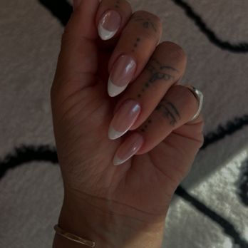 Maison Nail Spa - Nail Salons Near Me - Pasadena, California