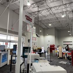 Office Depot - Entrance and register/cashier.