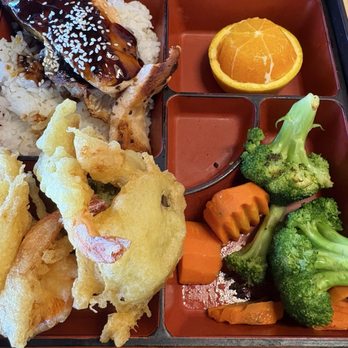 Tokyo Sushi - Bento 1 / Teriyaki Salmon - Japanese Near Me - Baldwin Park, California