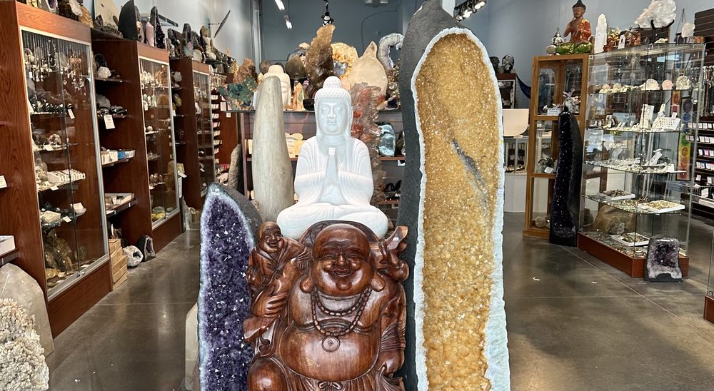 THE ROCK SHOP Updated September 2024 26 Photos & 10 Reviews 1100