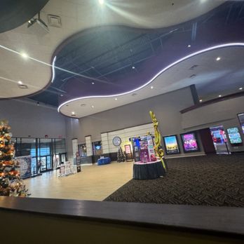 Marcus Ronnie's Cinema - Lobby from the side view already in - Cinema Near Me - St. Louis, Missouri Marcus Ronnie's Cinema - Lobby from the side view already in - Cinema Near Me - St. Louis, Missouri