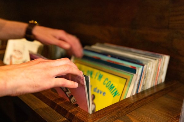 Takashima Record Bar by null