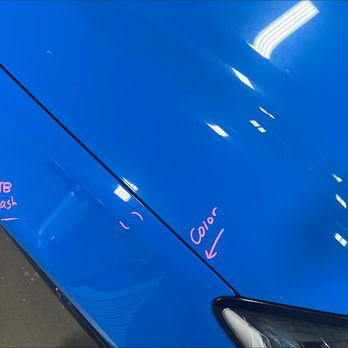 CarMax - Color of the passenger's side does not match the rest of the car. - Used Car Dealers Near Me - Fredericksburg, Virginia CarMax - Color of the passenger's side does not match the rest of the car. - Used Car Dealers Near Me - Fredericksburg, Virginia