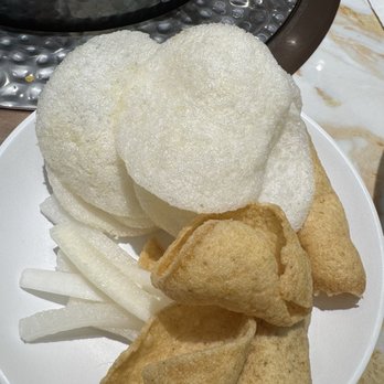 JIYU Thai Hot Pot - Ayce shrimp crackers - Seafood Near Me - Markham, Ontario