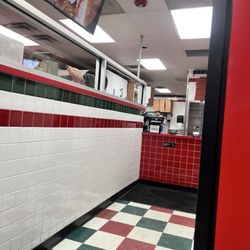 Jet's Pizza - 2025 February