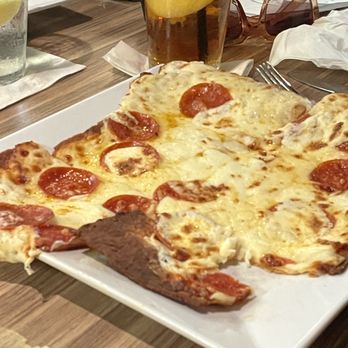 Shortfields - Flatbread pepperoni pizza - New American Near Me - Simpsonville, South Carolina Shortfields - Flatbread pepperoni pizza - New American Near Me - Simpsonville, South Carolina