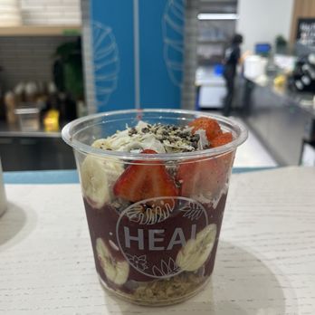 Heal Wellness - acai - strawberry banana OG acai | tiktok & insta: @trinhiesworld - Acai Bowls Near Me - Toronto, Ontario