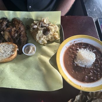 Elders Family Restaurant - Cajun/Creole Near Me - Converse, Texas