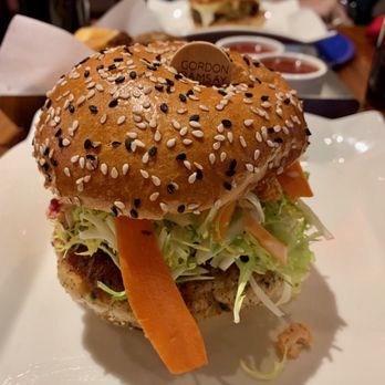 Gordon Ramsay Burger Las Vegas - Shrimp and lobster burger - Burgers Near Me - Las Vegas, Nevada Gordon Ramsay Burger Las Vegas - Shrimp and lobster burger - Burgers Near Me - Las Vegas, Nevada