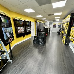 Tint World - Tint World North Miami Showroom