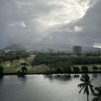 Wayfinder Waikiki - Hotels Near Me - Honolulu, Hawaii Wayfinder Waikiki - Hotels Near Me - Honolulu, Hawaii