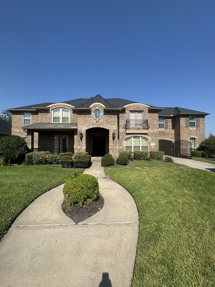 Slide of Holmes Roofing Specialists