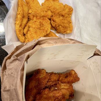 Londi's Roast Beef & Pizza - Chicken wings and fingers - Pizza Near Me - North Andover, Massachusetts Londi's Roast Beef & Pizza - Chicken wings and fingers - Pizza Near Me - North Andover, Massachusetts