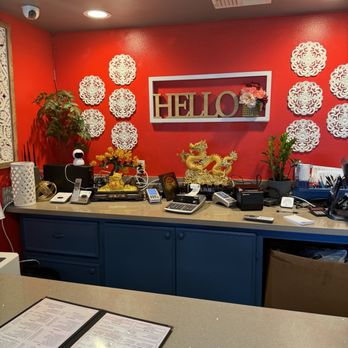 Hong Kong Restaurant - Inside.... - Chinese Near Me - Kerman, California